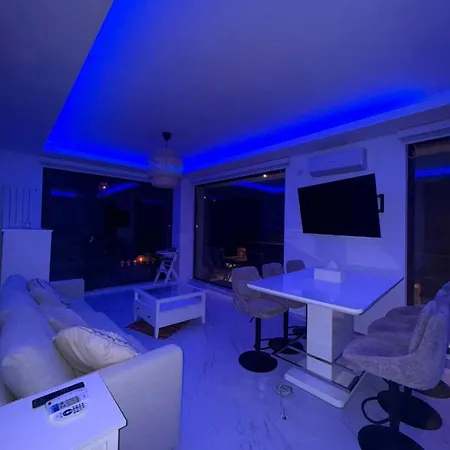 Апартаменты Ted Sea View